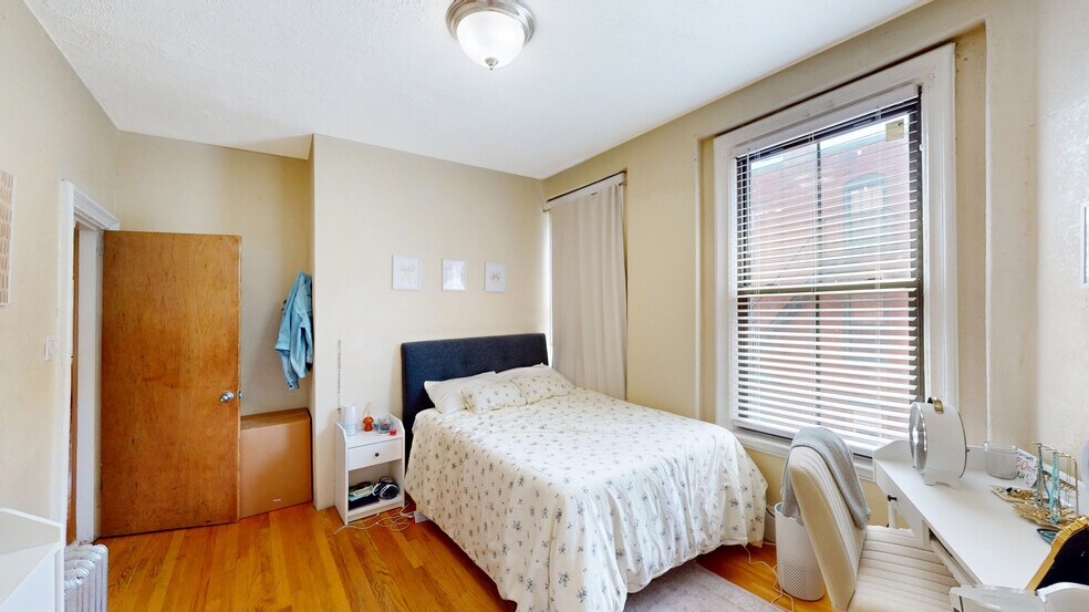 Building Photo - 88 Hammond St