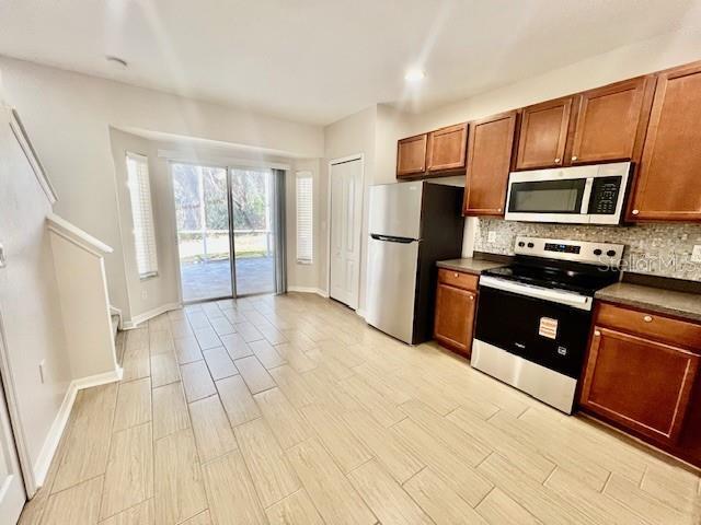 Building Photo - 15633 Stable Run Dr