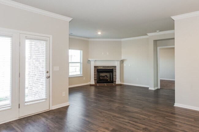 Building Photo - 14170 Lannister Ln