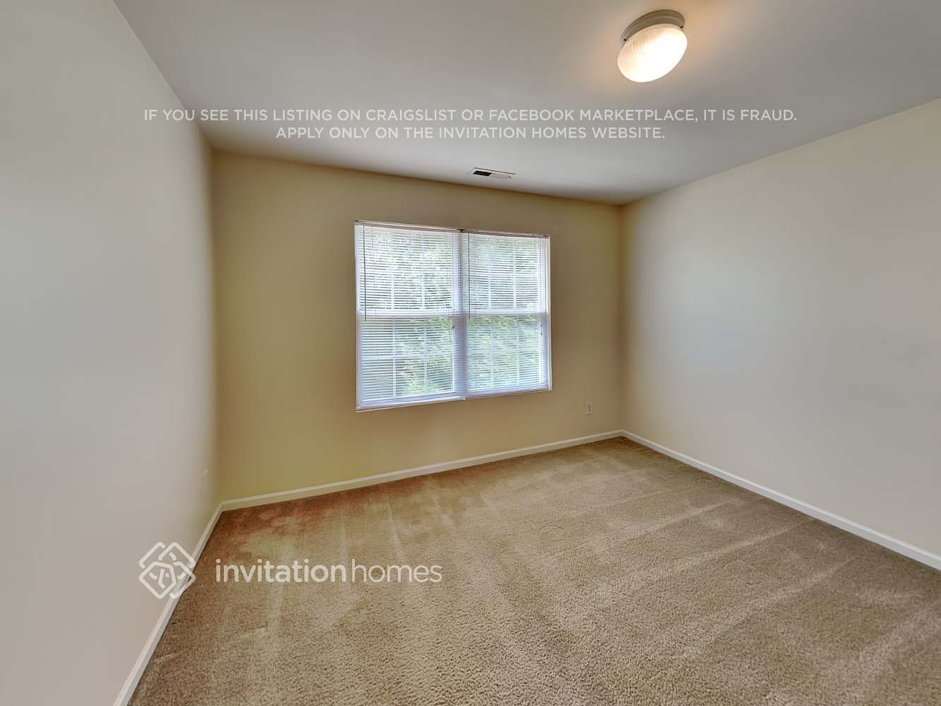 Building Photo - 911 Wind Carved Ln