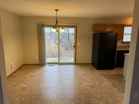 Building Photo - 5579 Eagle Harbor Dr