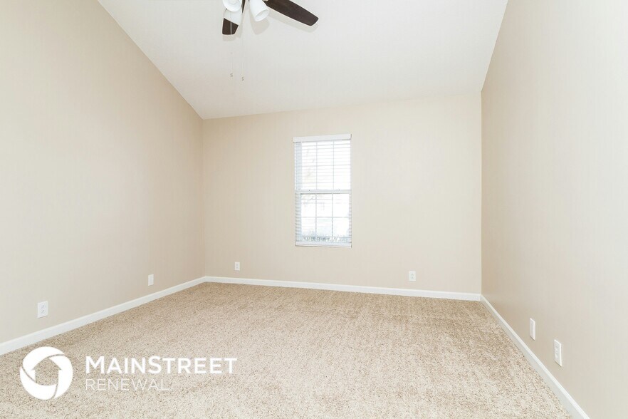 Building Photo - 2755 Painted Pony Dr