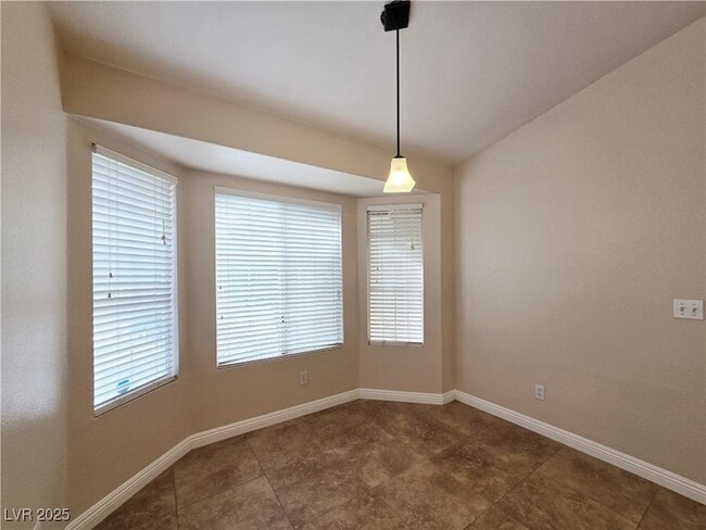Building Photo - 1825 Lyell Canyon Ln