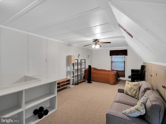 Building Photo - 3 Bells Mill Rd