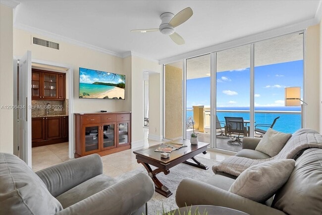 Building Photo - 17875 Collins Ave