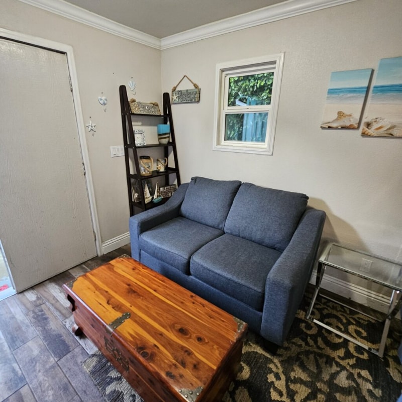 Building Photo - 12204 Hillwood Dr