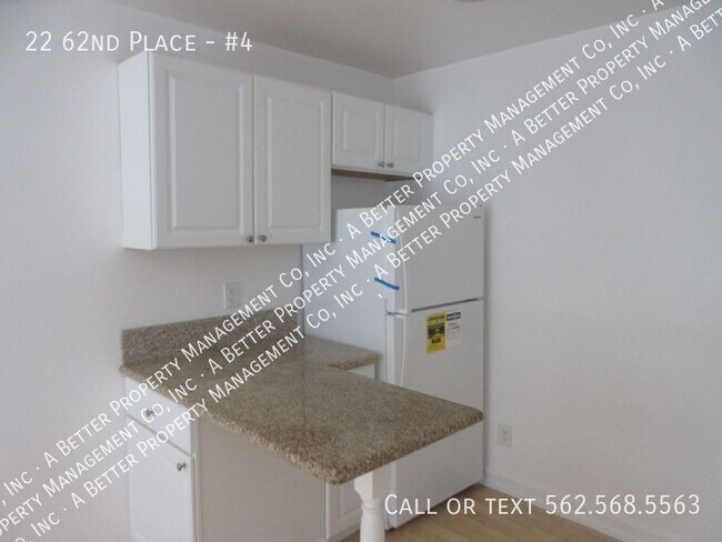 Building Photo - 22 62nd Pl