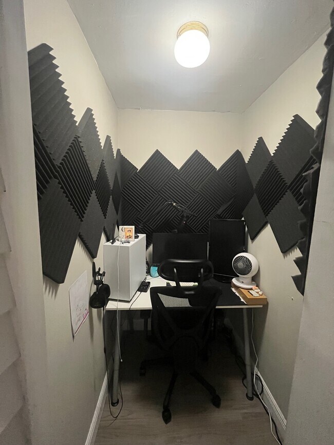 Building Photo - 14211 SW 88th St