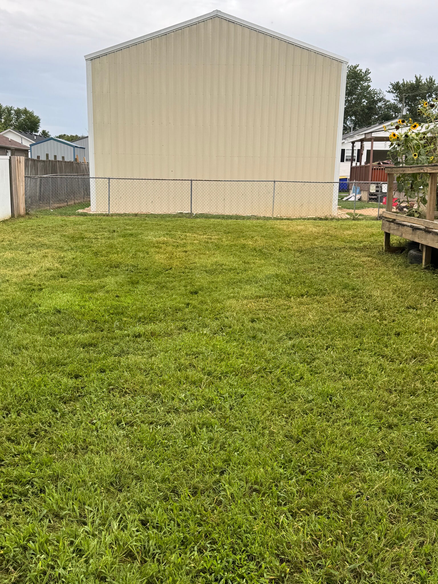 Building Photo - 1211 Redbud St