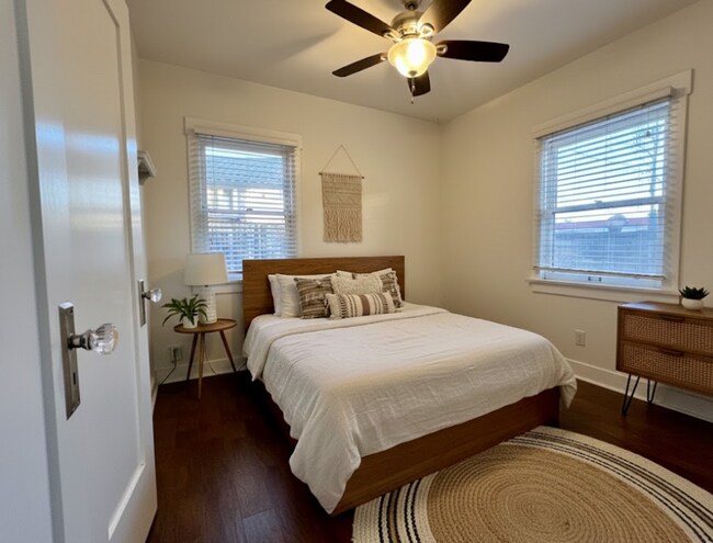 Building Photo - North Park Cottage! LARGE ENCLOSED PRIVATE BACKYARD! Washer & Dryer! Assigned Parking!