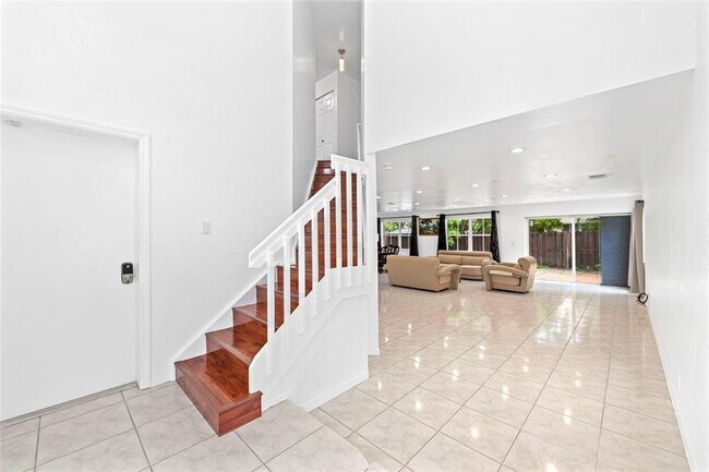 Building Photo - 7359 Cypress Dr