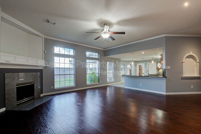 Building Photo - 3403 Kerr Ln