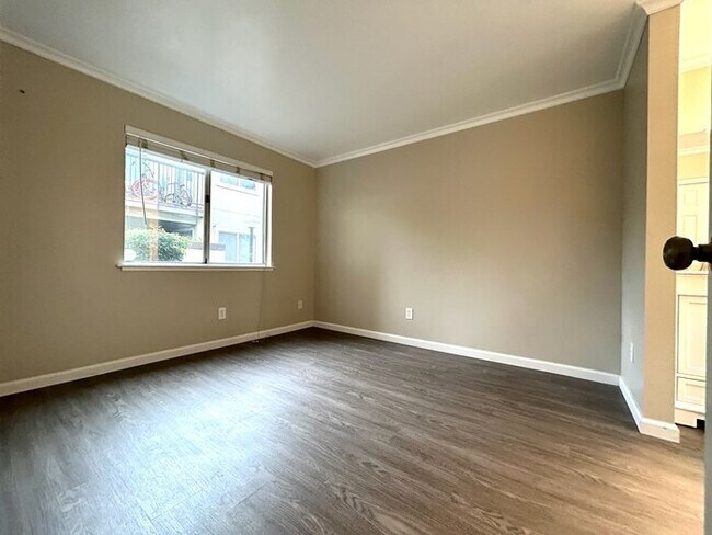 Building Photo - Beautiful Updated 1 Bedroom 1 Bathroom For Rent in Natomas!