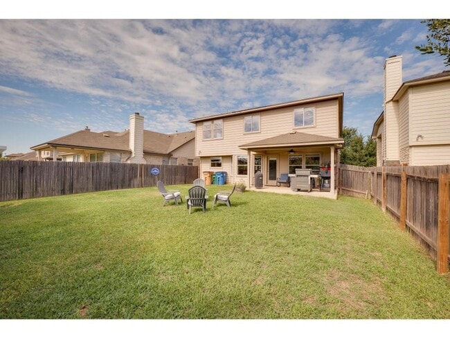 Building Photo - 14205 Willow Tank Dr