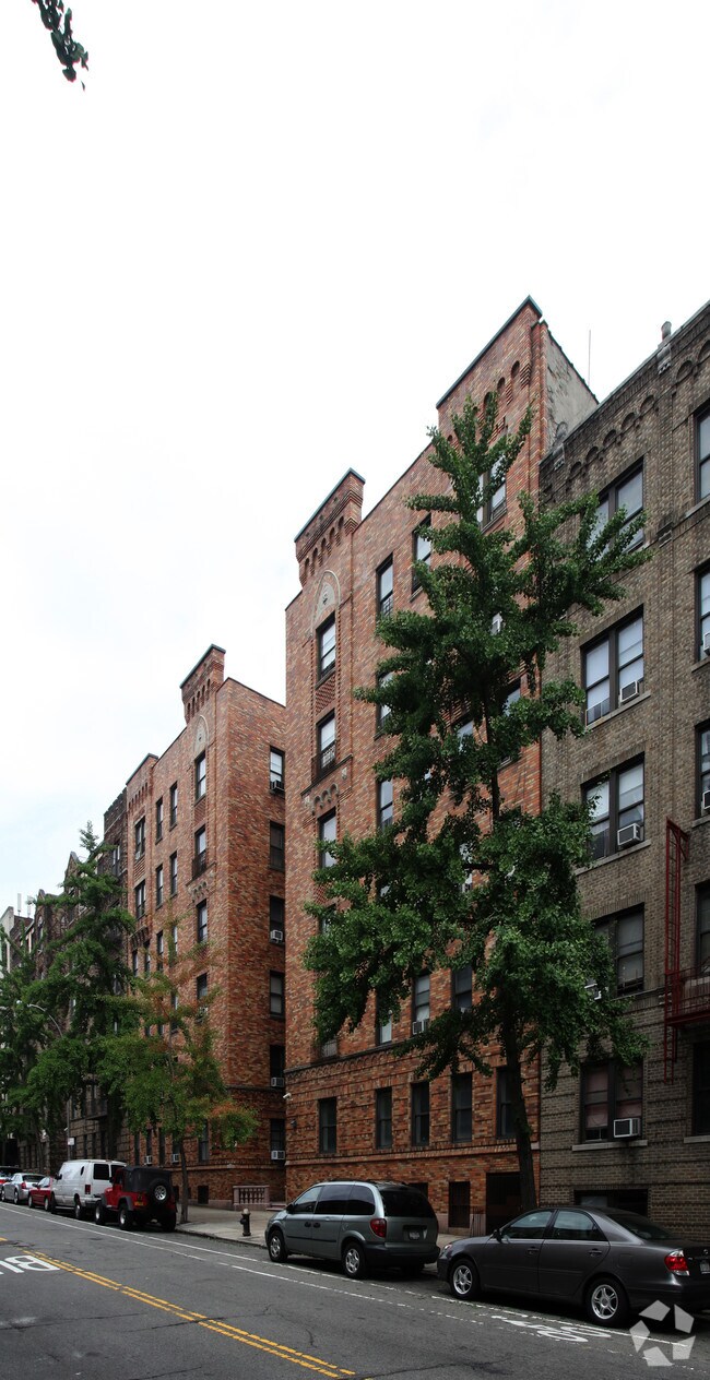 Lorraine Court 80 Seaman Ave New York NY 10034 Apartment Finder