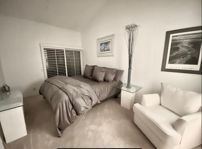 Building Photo - 4075 Crystal Dawn Ln