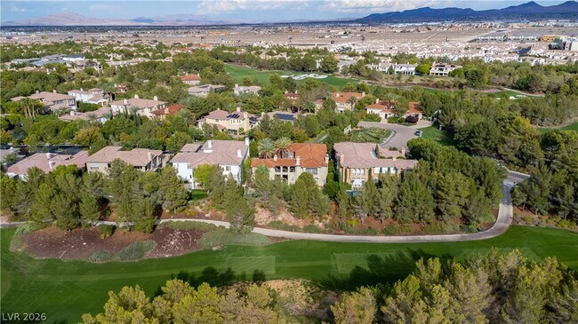 Building Photo - 12097 Oakland Hills Dr