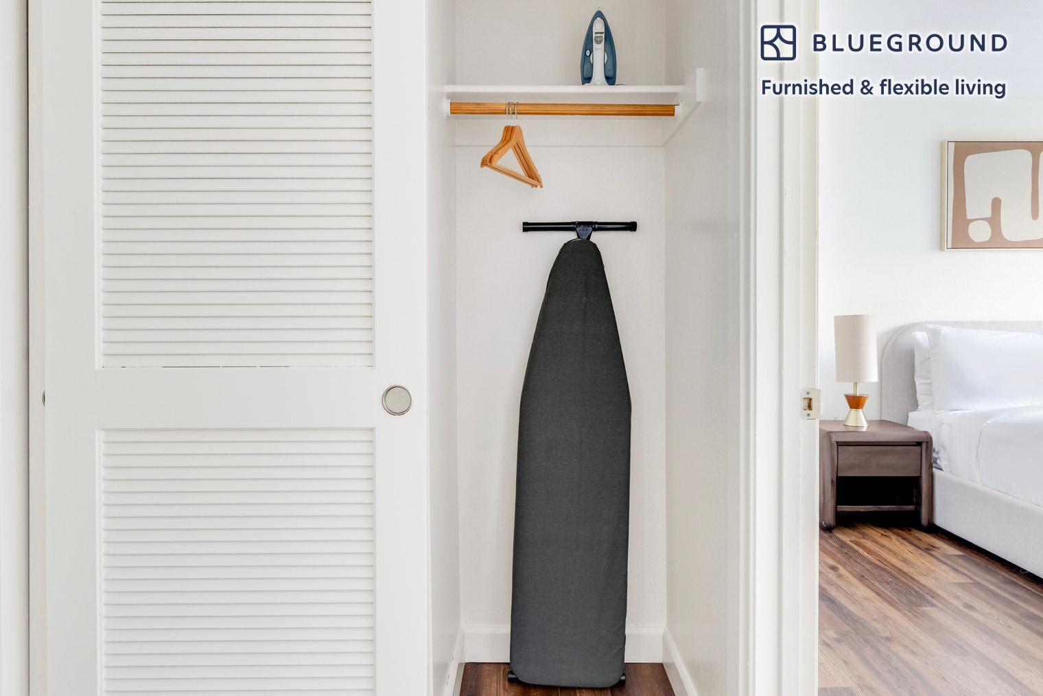 Building Photo - 900 Pepper Tree Ln