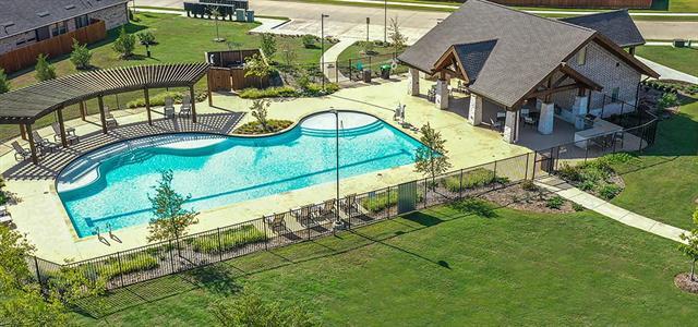 Building Photo - 517 Concho St