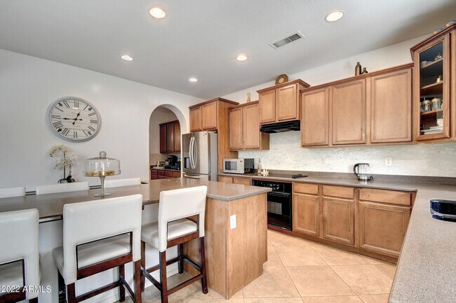 Building Photo - 1120 N Crosscreek Dr