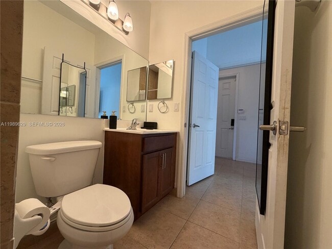 Building Photo - 6330 S Station Square