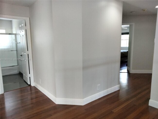 Building Photo - 1249 Allamanda Way