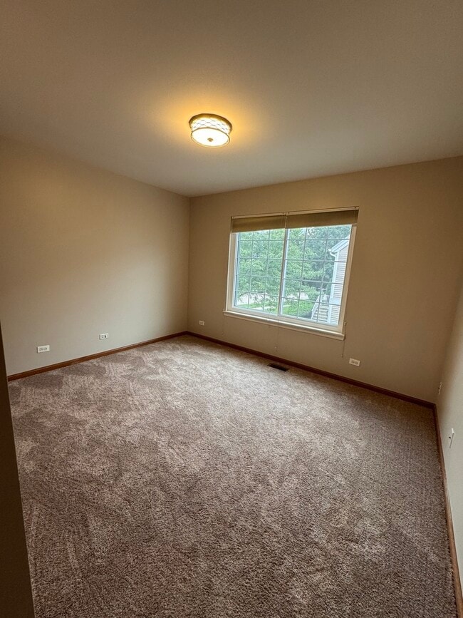 Building Photo - 2270 Twilight Dr