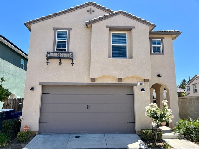 Primary Photo - Stunning 3-Bed, 2.5-Bath Home Near Clovis ...