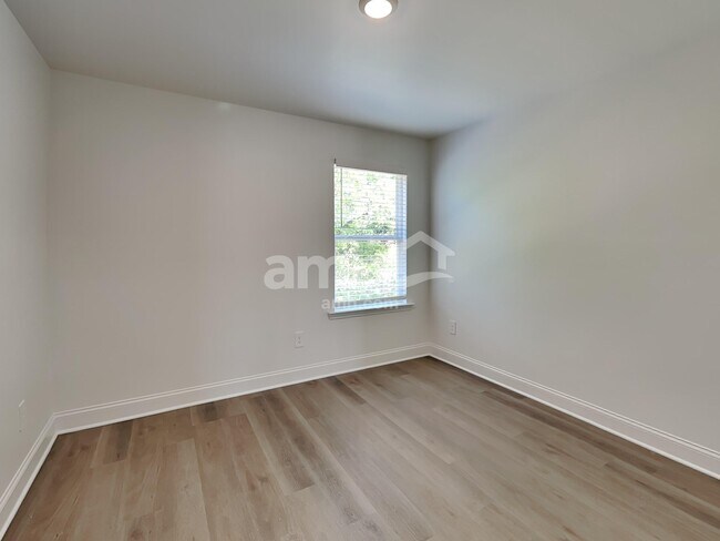 Building Photo - 378 Golucke Wy