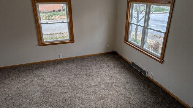 bedroom - 3703 4TH ST NW