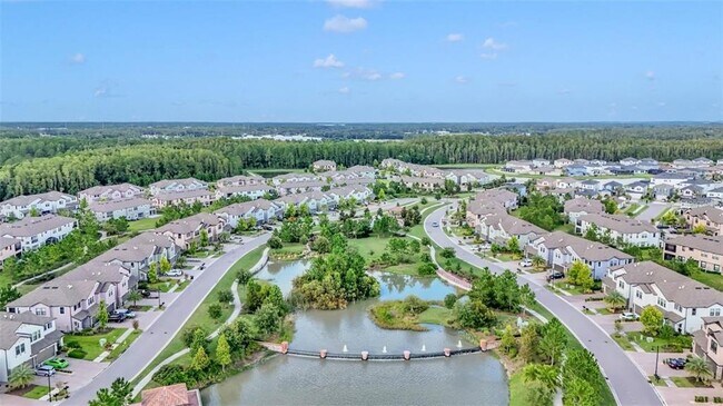 Building Photo - 5005 San Martino Dr