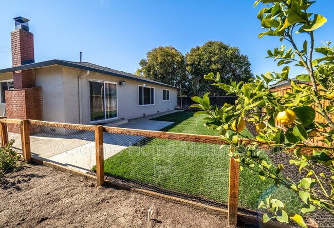 Building Photo - 4151 Francisco St