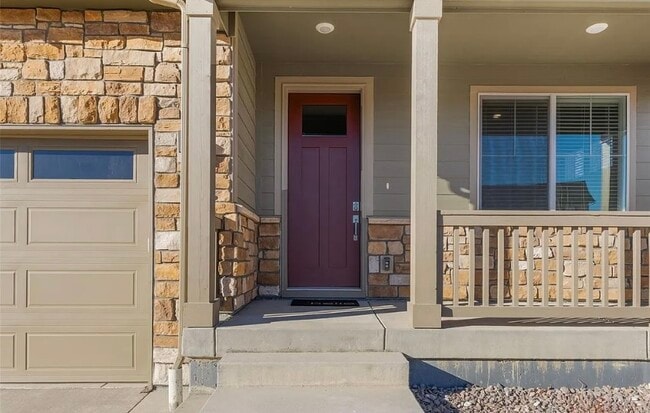 Building Photo - Shared Bathroom Room 3