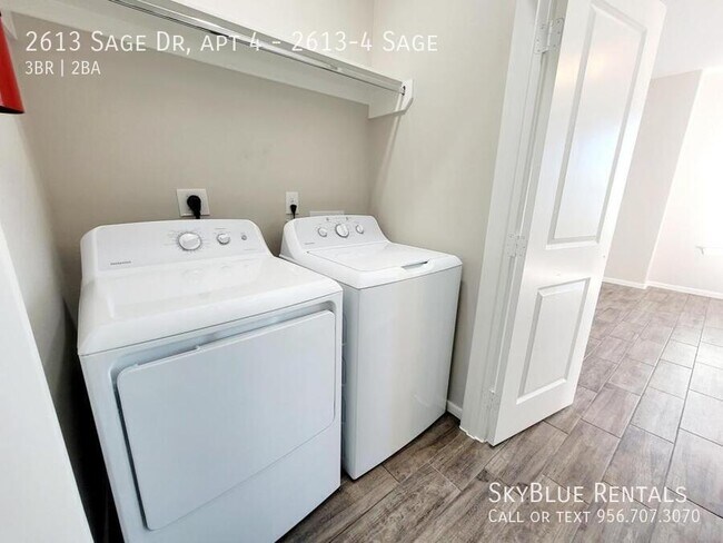 Building Photo - 2613 Sage Dr