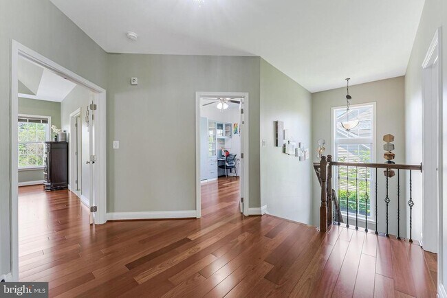 Building Photo - 22507 Bowens Wharf Pl