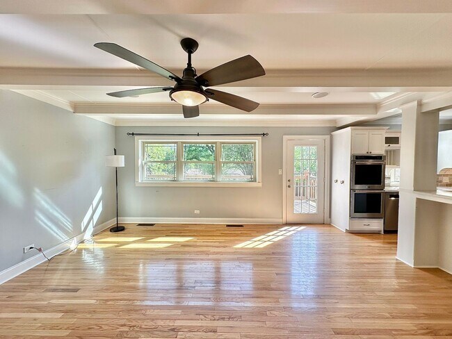 Building Photo - Spacious 4 Bedroom in the Heart of Tyler! Available Now!