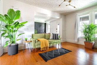 Building Photo - 29 Lundy St