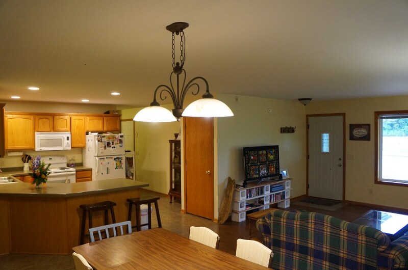 Building Photo - 3705-3707 Valley View Pl