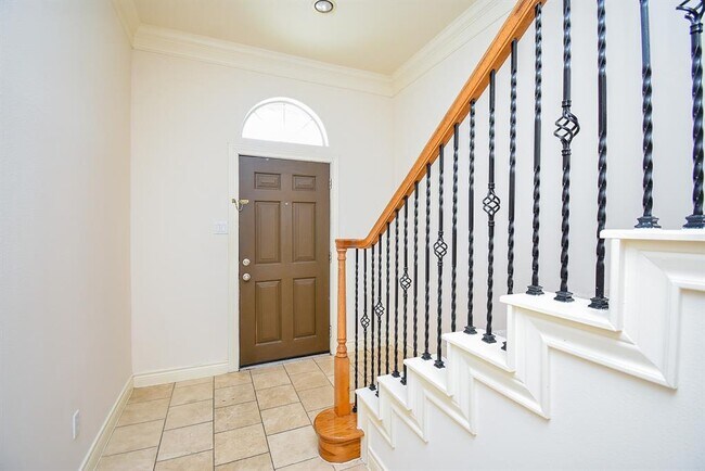 Building Photo - 2612 Starboard Point Dr