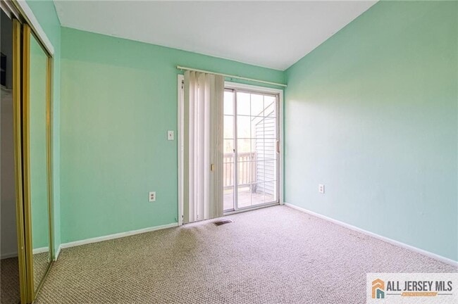 Building Photo - 6092 Cedar Ct