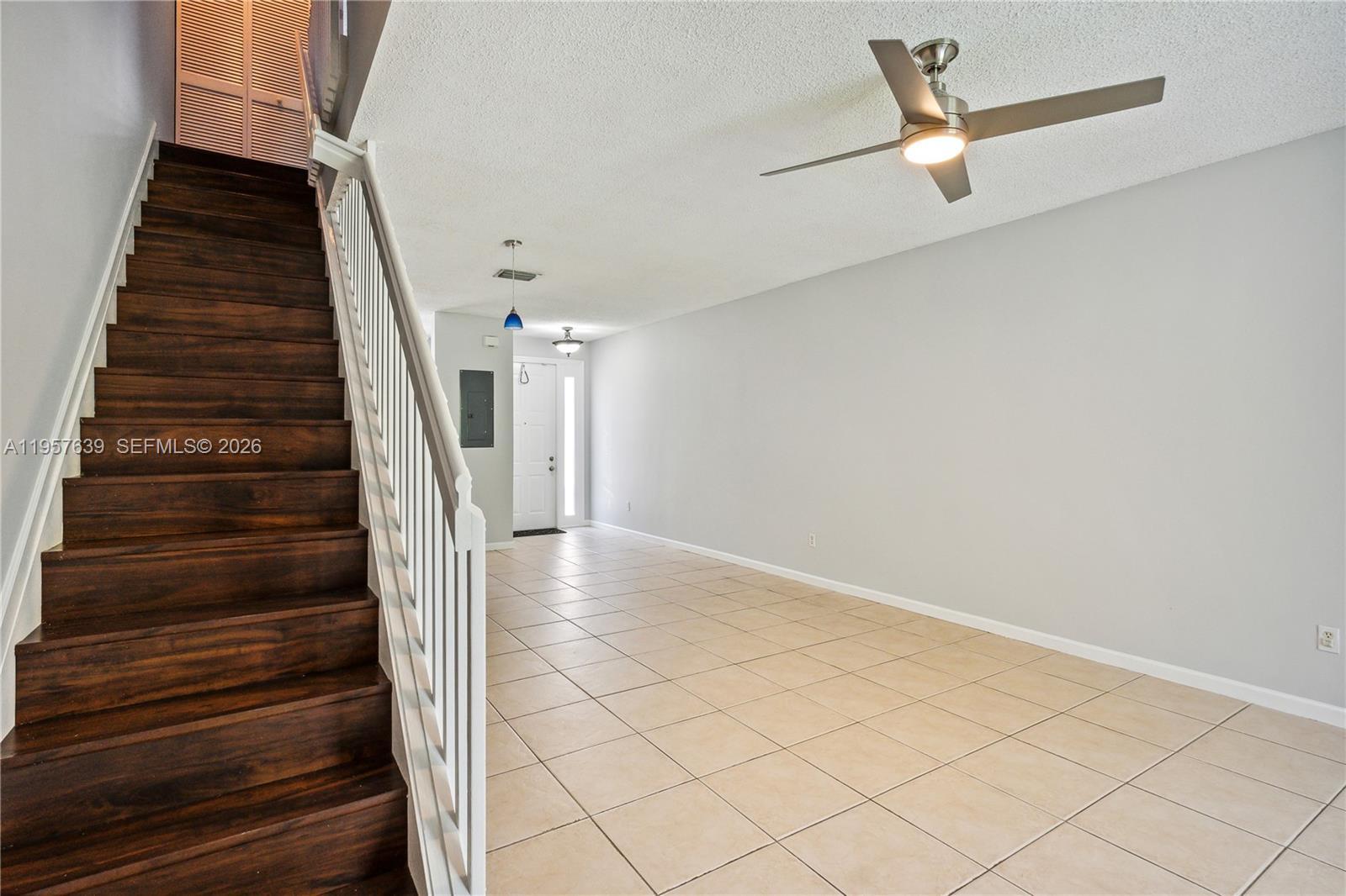 Building Photo - 5758 NW 48th Ave