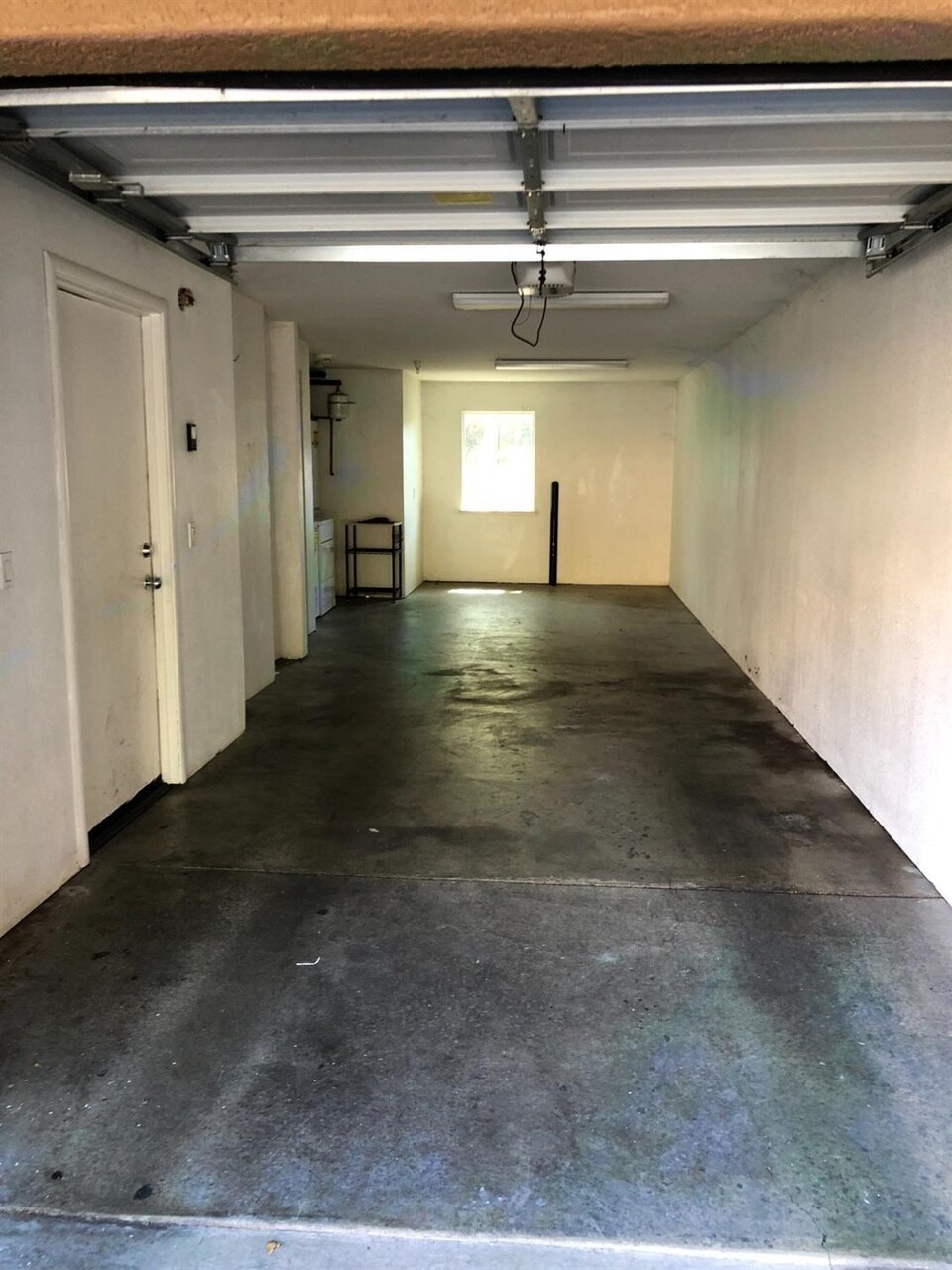 2 Car Garage - 2001 Club Center Dr