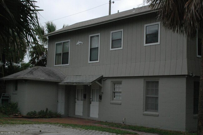 Building Photo - 99 Beach Ave