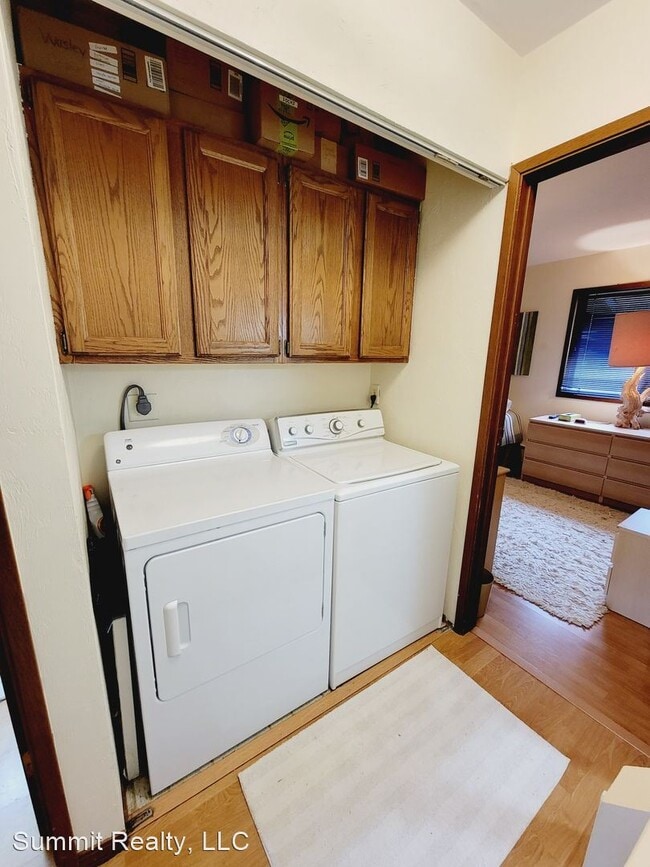 Building Photo - 2 br, 1.5 bath House - 2575 Douglas Hwy 3