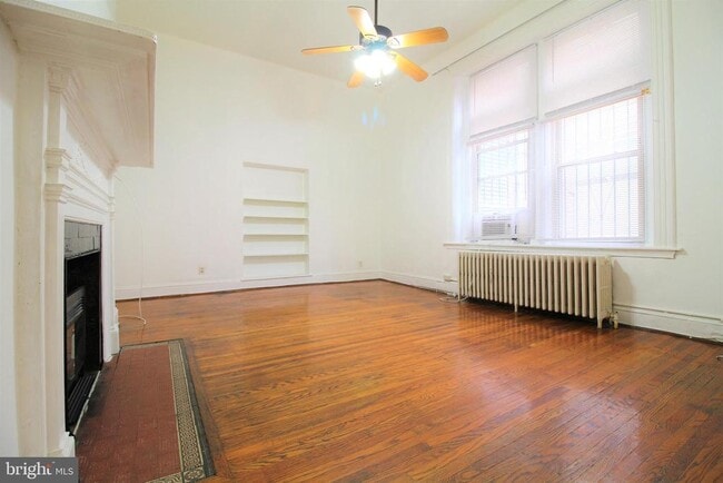 Building Photo - 30 S 22nd St