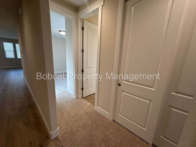 Building Photo - 1631 Delta Downs Dr