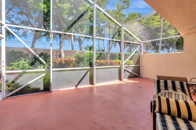 Building Photo - 11752 Dove Hollow Ave