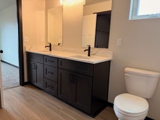 Building Photo - 6170 Ballantree Lp