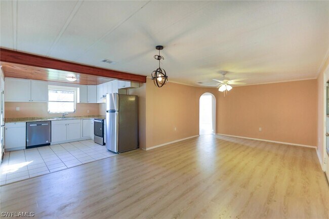 Building Photo - 146 Whidden Rd