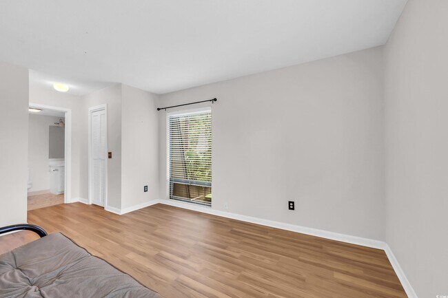 Building Photo - 435 Salt Marsh Cir
